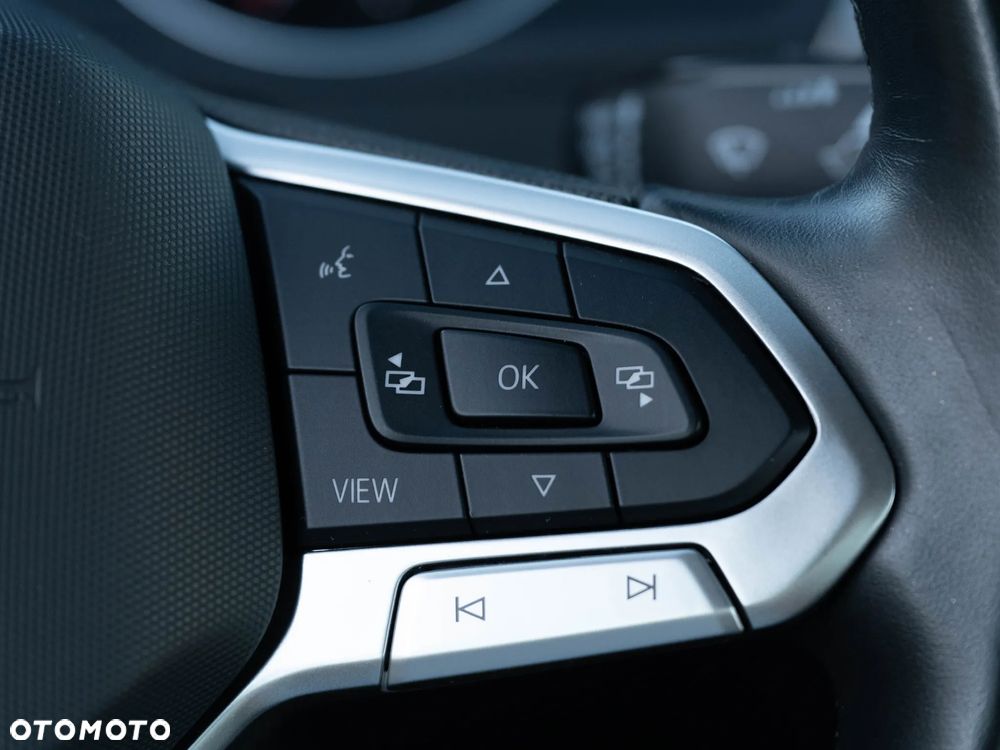 Volkswagen Passat 1.5 TSI EVO Business - 24