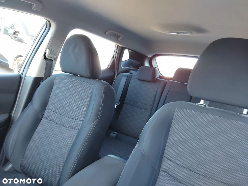 Nissan Qashqai 1.6 DCi Acenta EU6 - 19