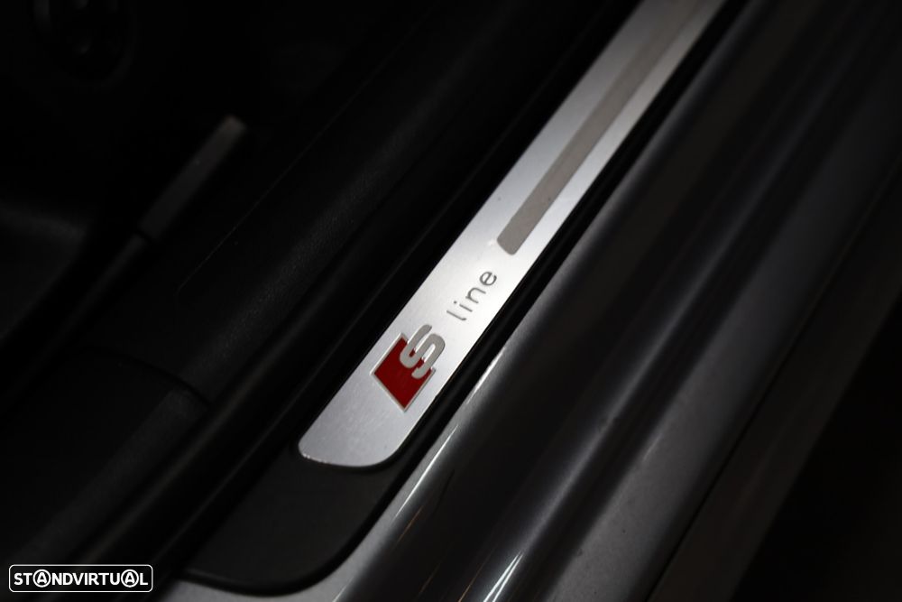 Audi A4 Avant 2.0 TDI Multitronic S-line - 11