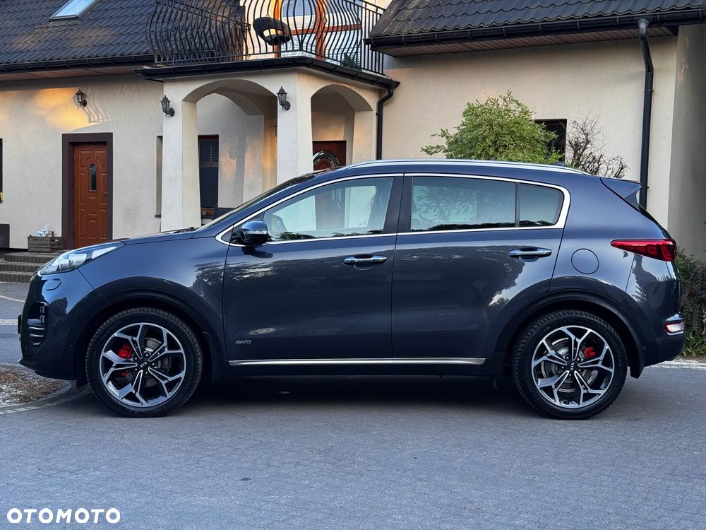Kia Sportage 2,0 CRDI AWD GT Line - 3