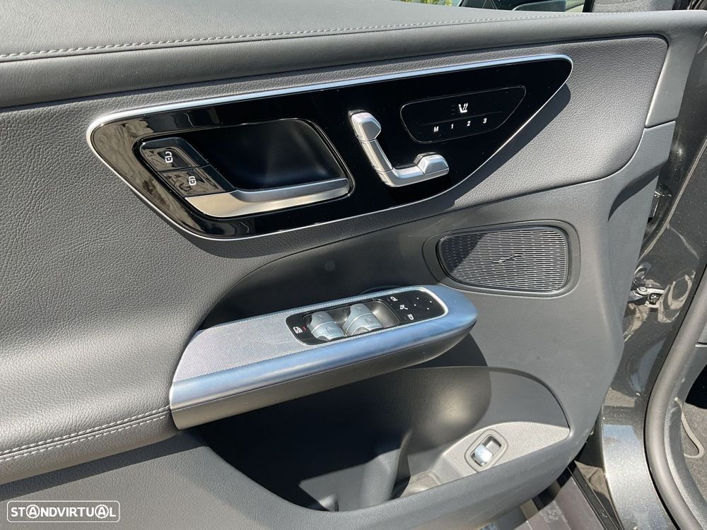 Mercedes-Benz GLC 300 de 4Matic - 27