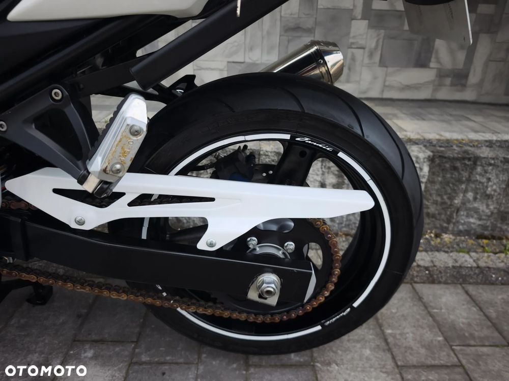 Suzuki Bandit - 30