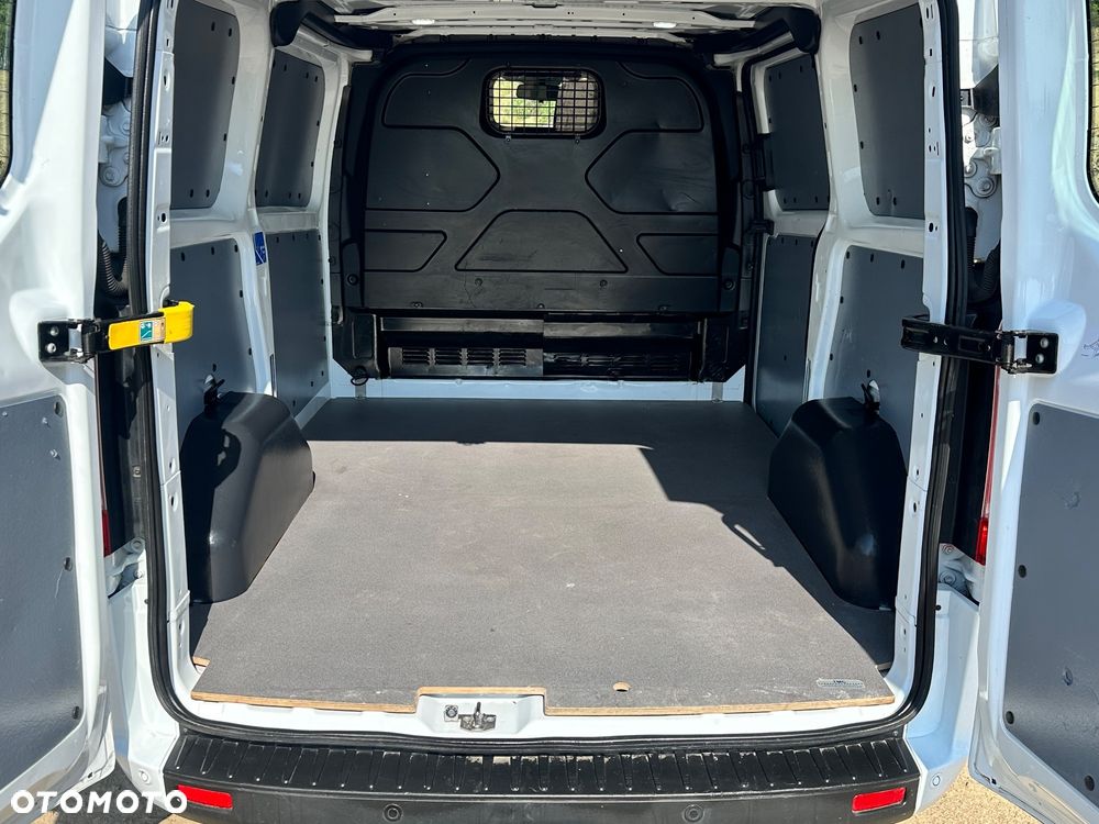 Ford Transit Custom - 10