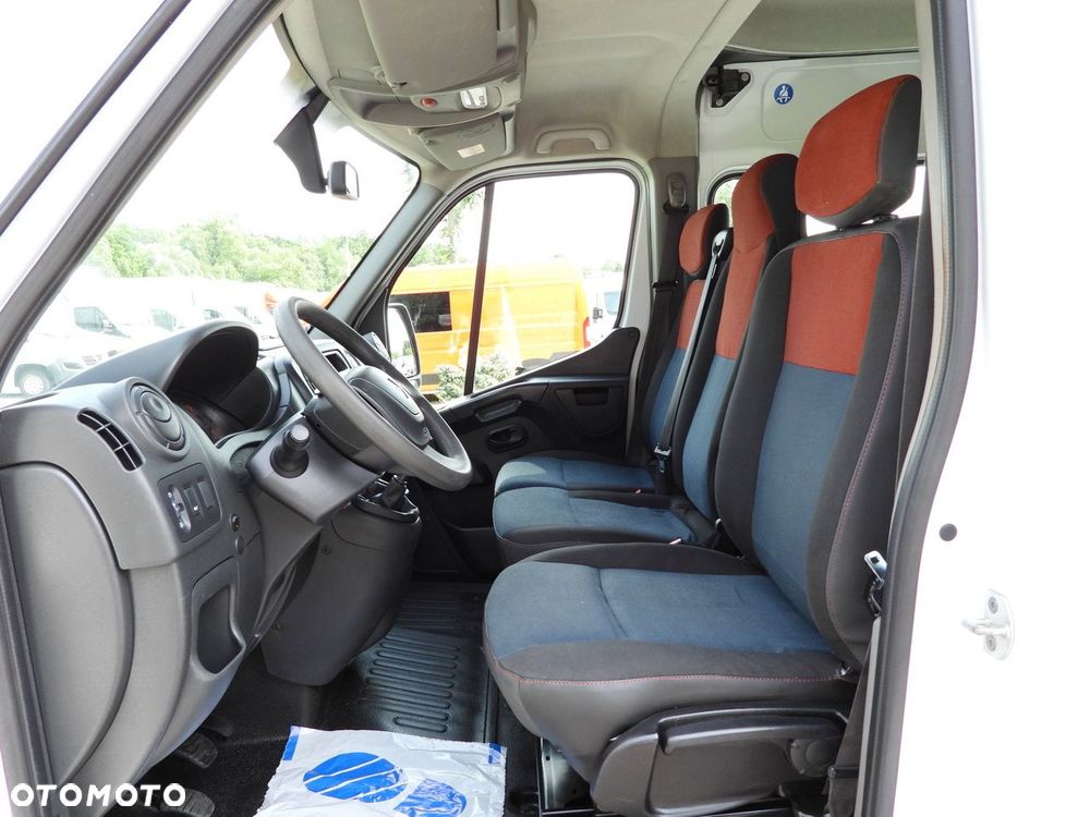 Renault MASTER FURGON BRYGADÓWKA 7 MIEJSC TEMPOMAT BLIŹNIACZE KOŁA KLIMATYZACJA  145KM - 23