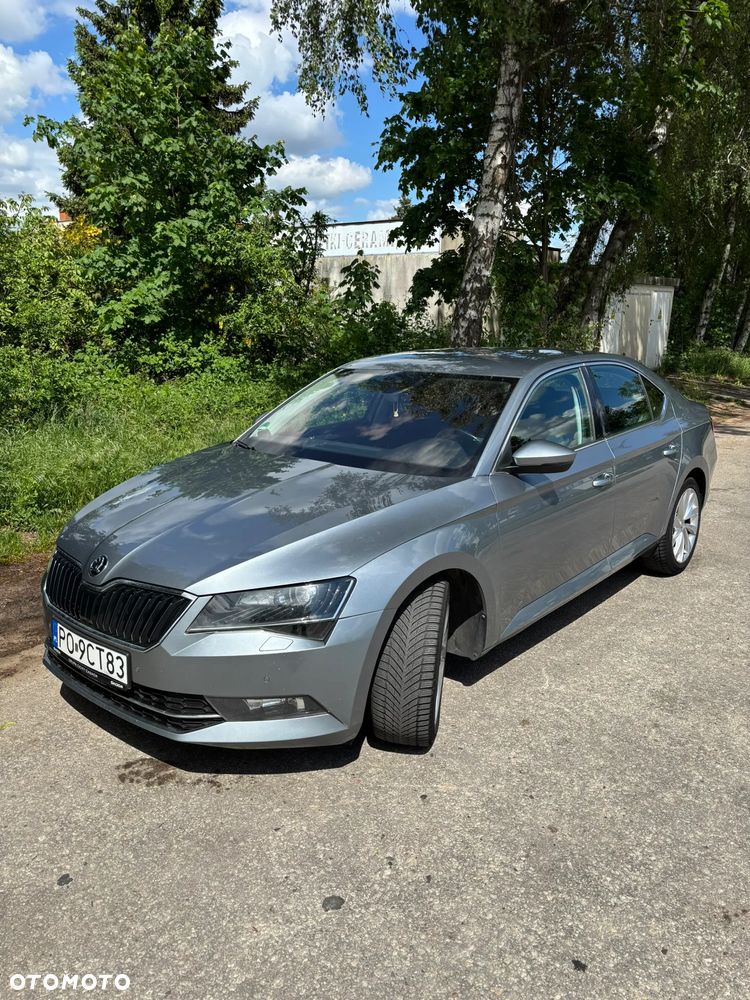 Skoda Superb 2.0 TDI Style DSG - 4