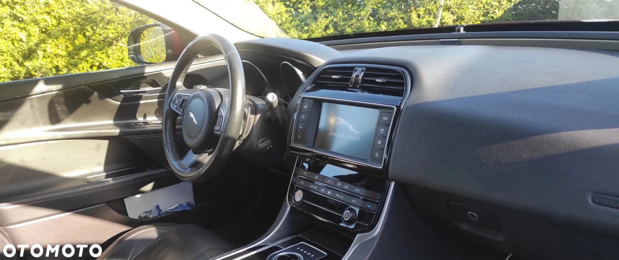 Jaguar XE 2.0 D Landmark Edition - 6