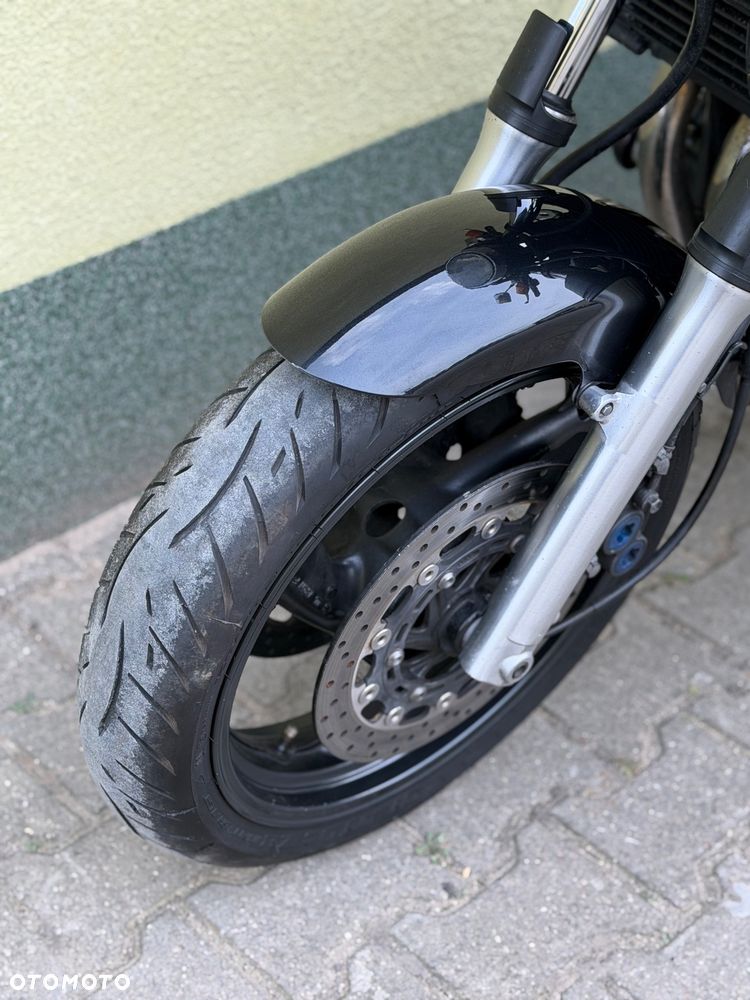 Yamaha XJR - 29