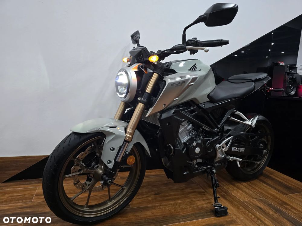 Honda CB - 5