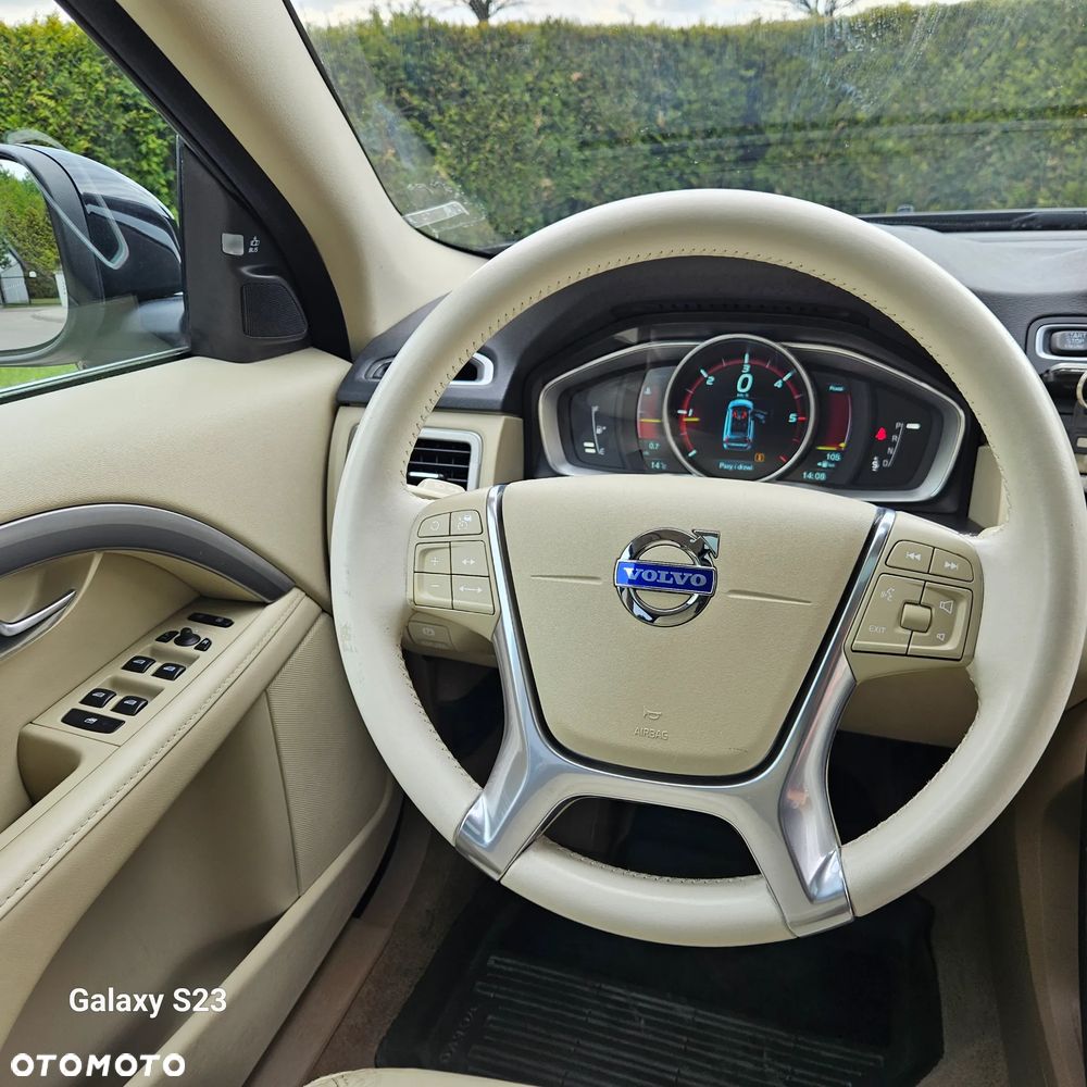Volvo XC 70 D4 Geartronic Momentum - 33