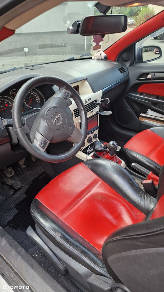 Opel Astra III GTC 1.9 CDTI Sport - 9