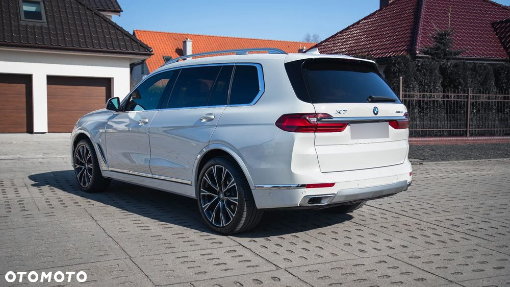 BMW X7 xDrive40i - 10