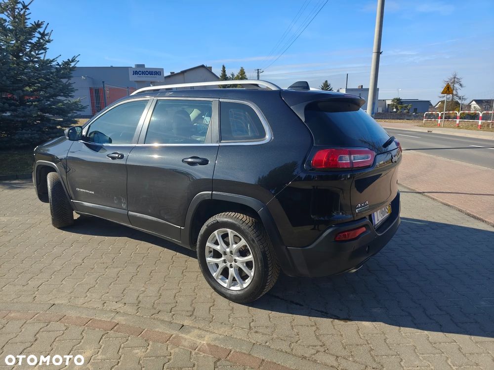 Jeep Cherokee - 7