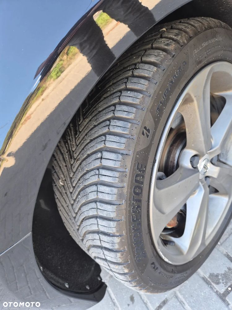 Volvo V40 T3 Geartronic Momentum - 40