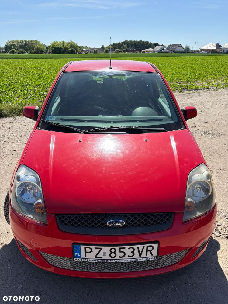 Ford Fiesta - 12