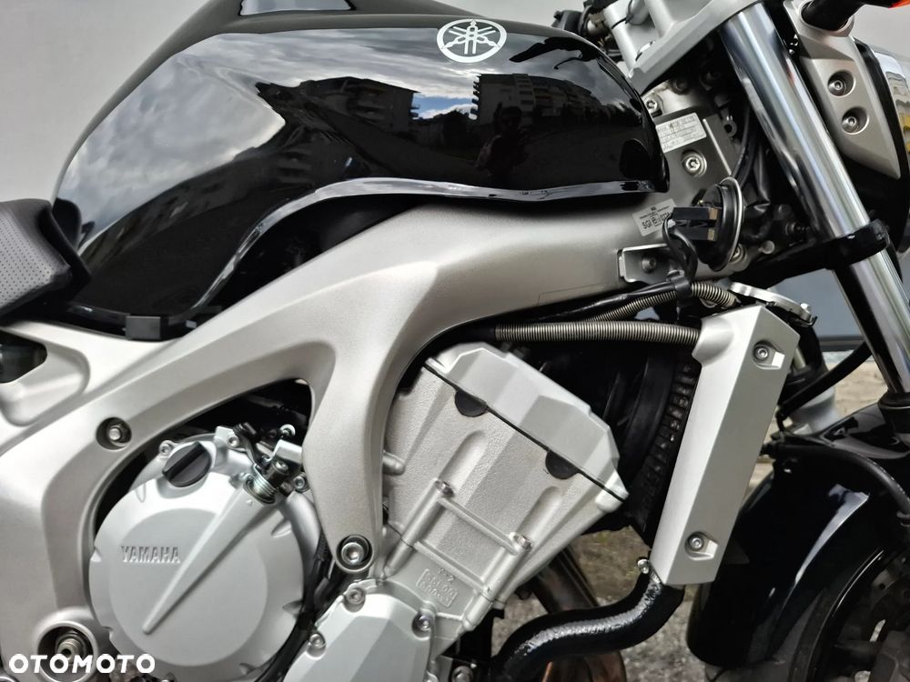 Yamaha FZ6 - 12