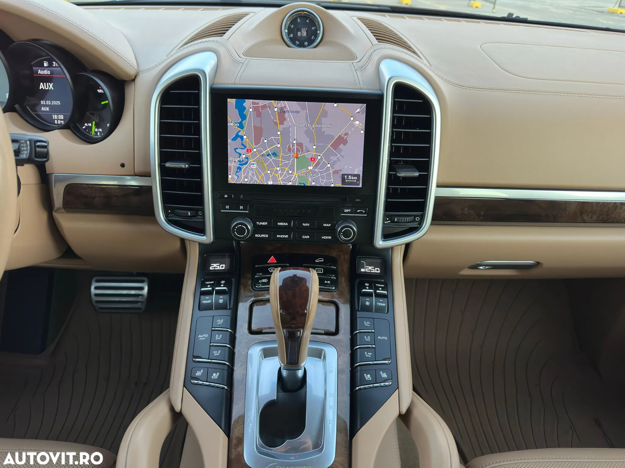 Porsche Cayenne - 15