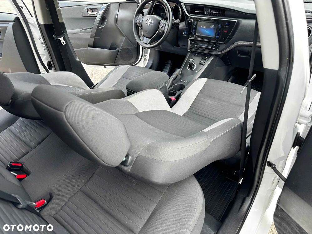 Toyota Auris 1.8 VVT-i Automatik Free Style - 21