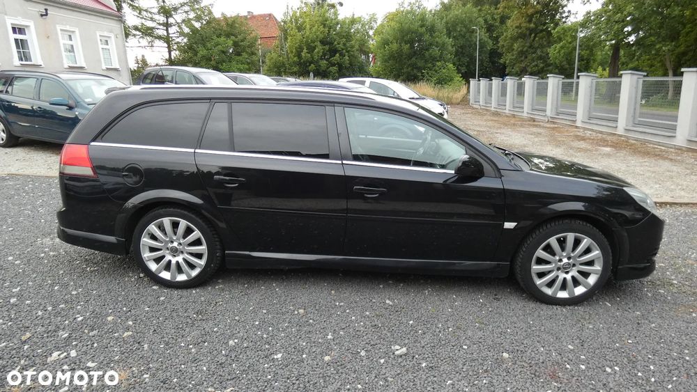 Opel Vectra 1.9 CDTI Cosmo - 11