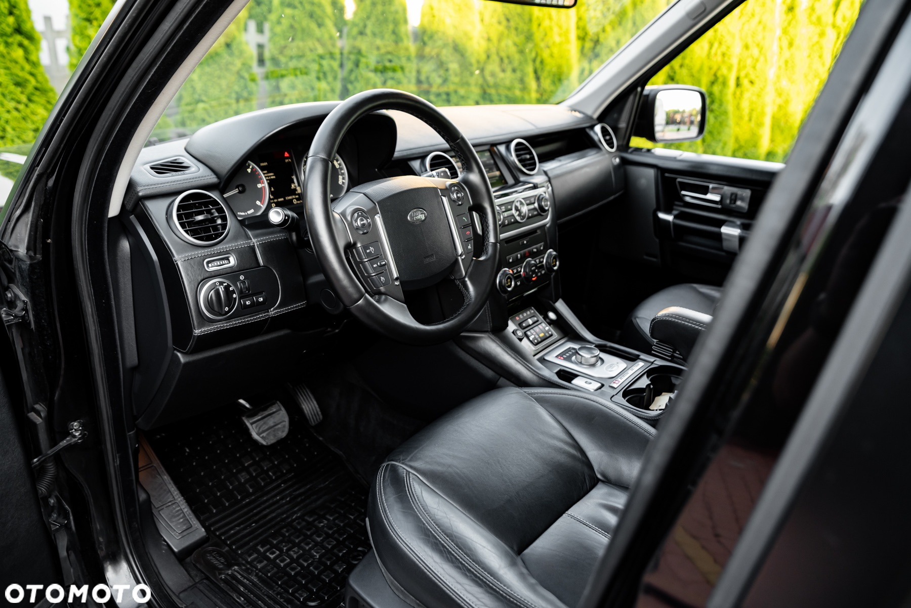 Land Rover Discovery SD V6 HSE - 15