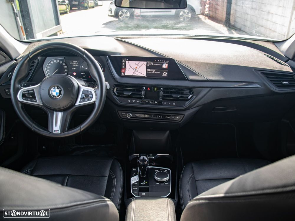 BMW 116 d Pack M Auto - 25