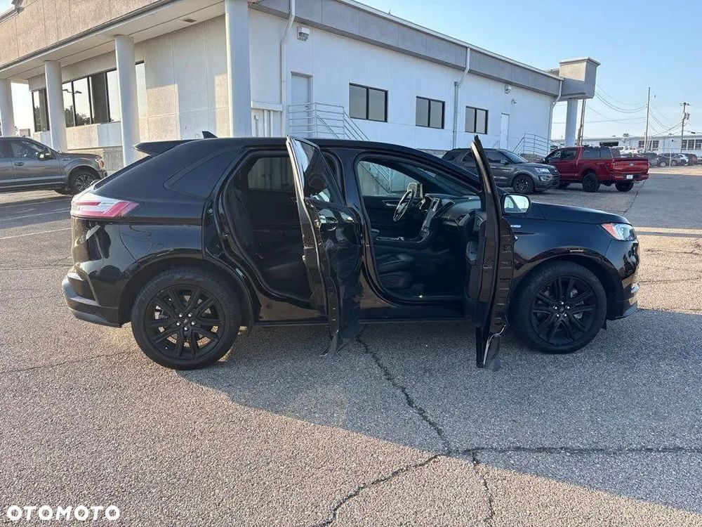 Ford Edge - 9
