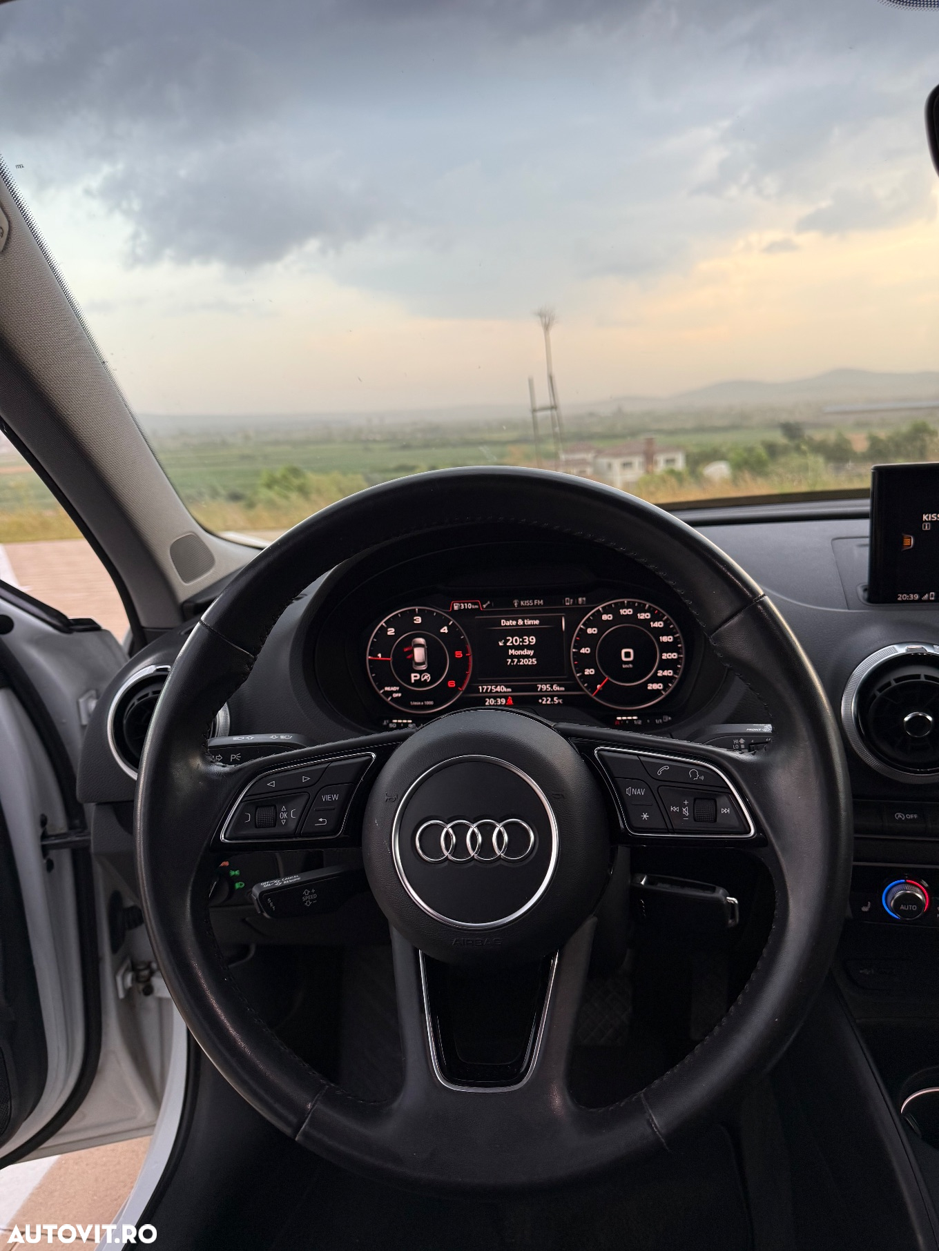 Audi A3 Sportback 2.0 TDI S tronic - 16