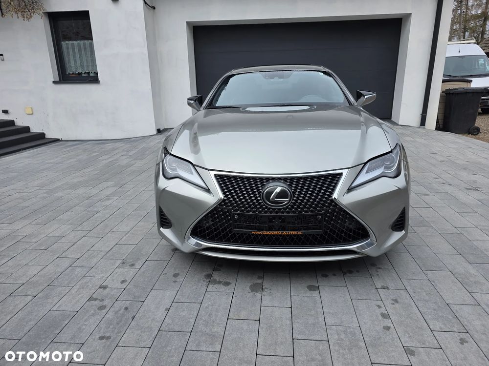 Lexus RC - 11