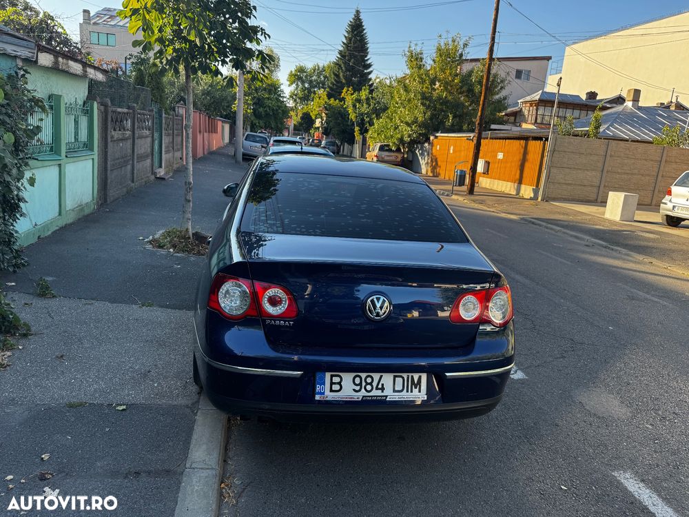 Volkswagen Passat 1.9TDI Highline - 4