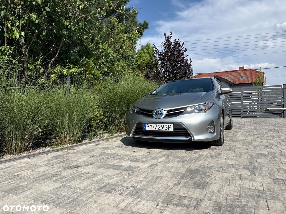 Toyota Auris Hybrid 135 Premium - 3