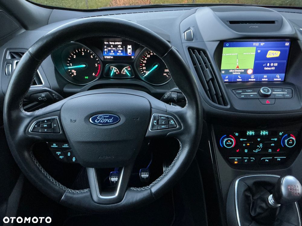 Ford Kuga - 18