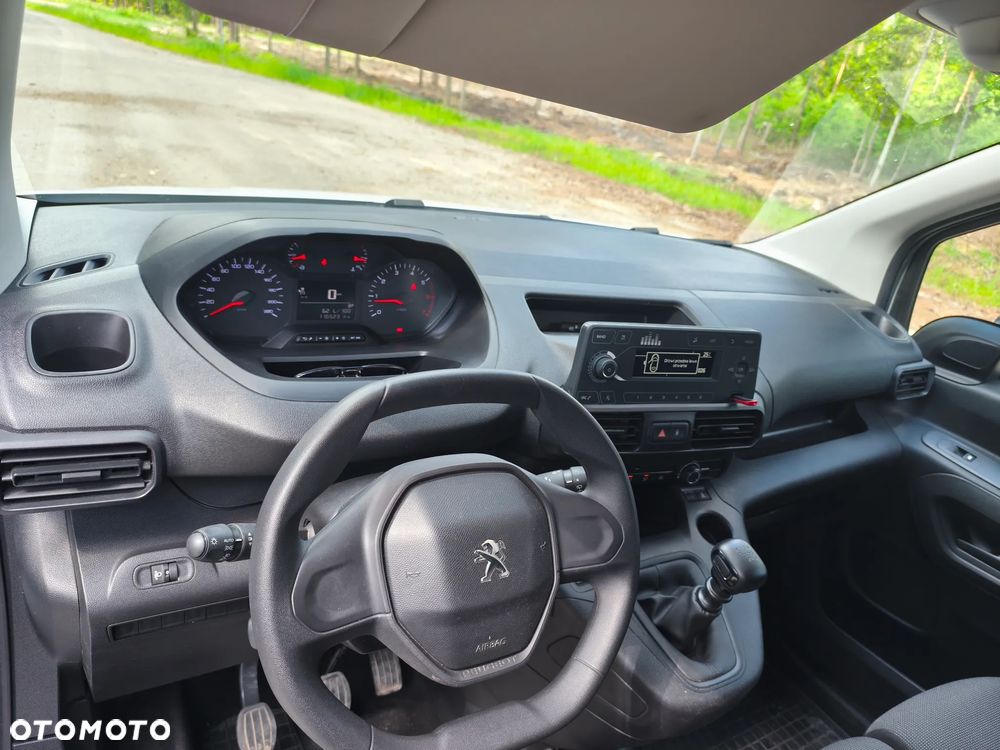 Peugeot Partner - 11