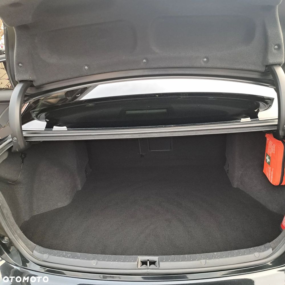 Toyota Avensis 2.0 D-4D Premium - 7