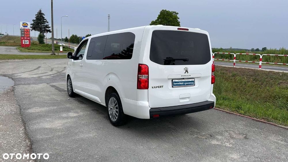 Peugeot Traveller - 25