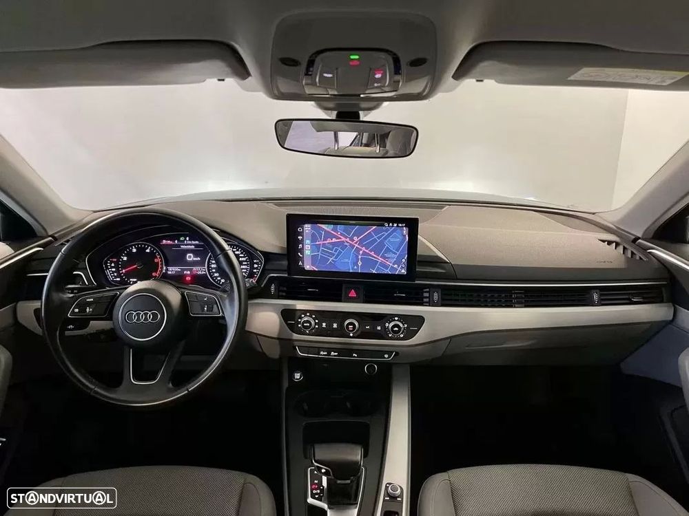 Audi A4 Avant 30 TDI Advanced S tronic - 4