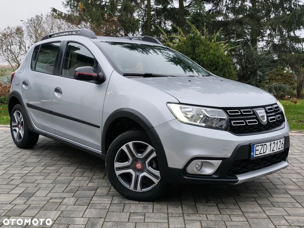 Dacia Sandero TCe 90 S&S Laureate - 1
