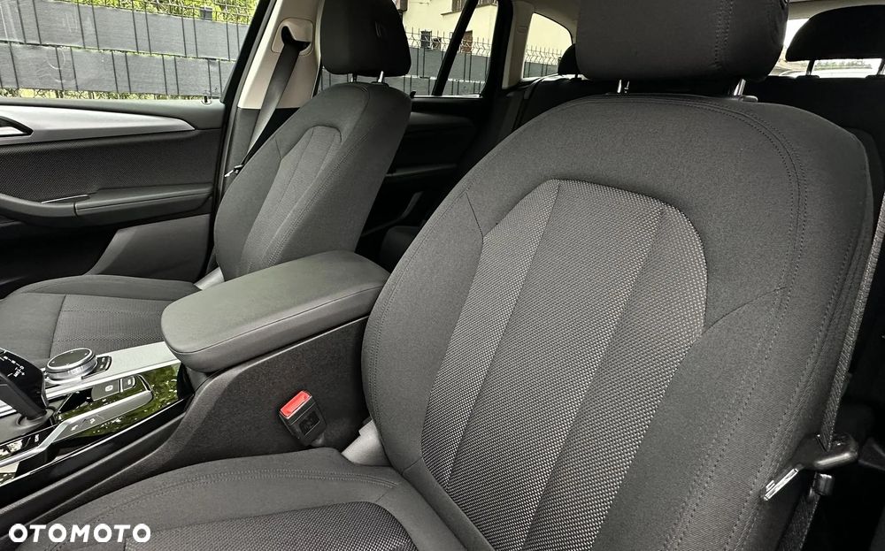 BMW X3 xDrive20d sport - 21