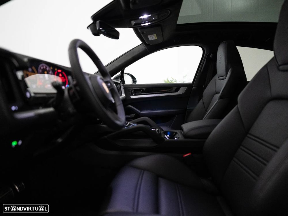 Porsche Cayenne Coupé S E-Hybrid - 38