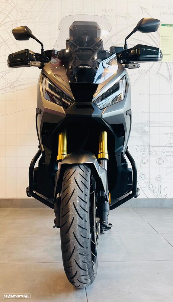Honda X-ADV 750 - 4