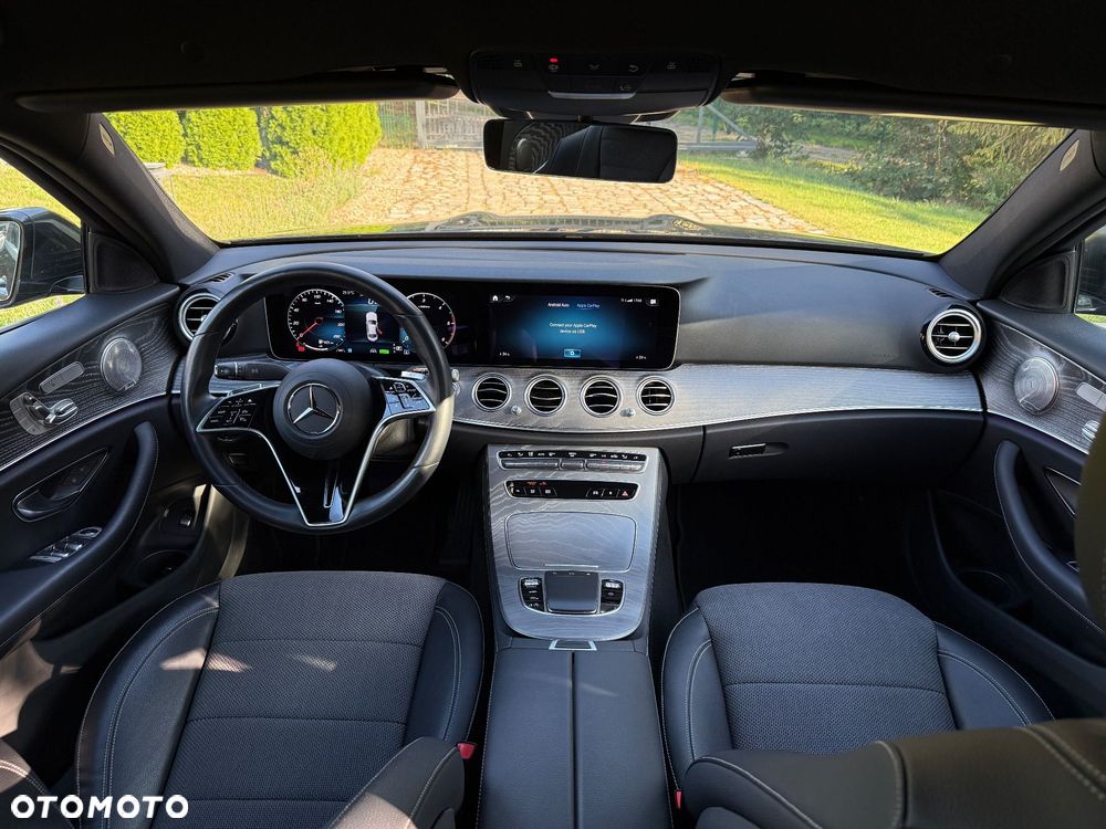 Mercedes-Benz Klasa E 300 d 4-Matic Avantgarde - 31