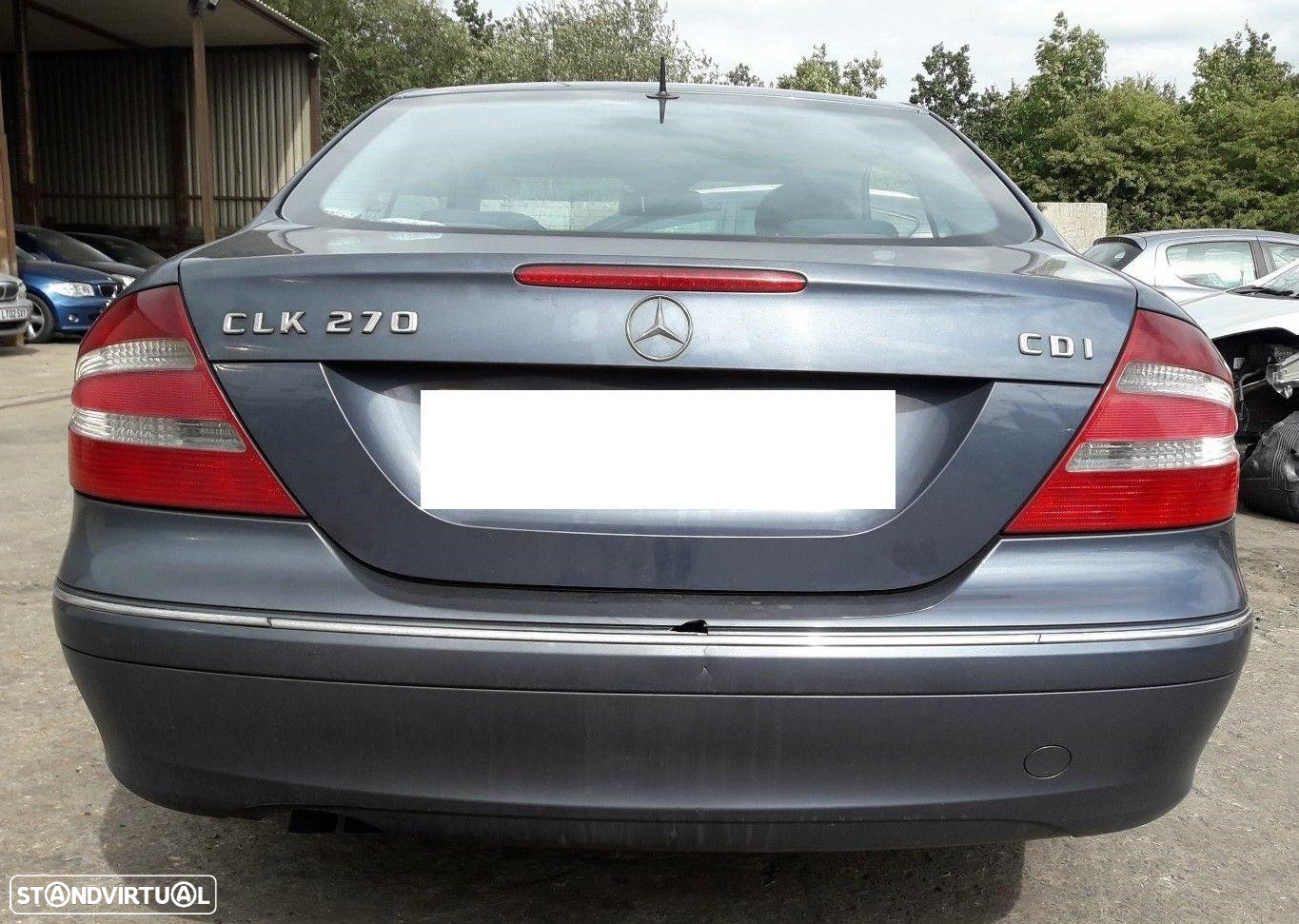 Mercedes CLK270 2.7CDI W209 de 2003 disponível para peças - 6