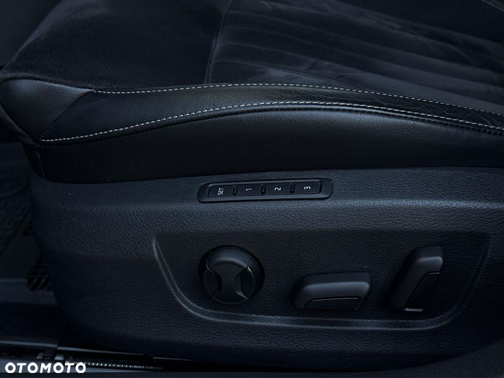 Skoda Superb 2.0 TDI SCR 4x4 Style DSG - 27