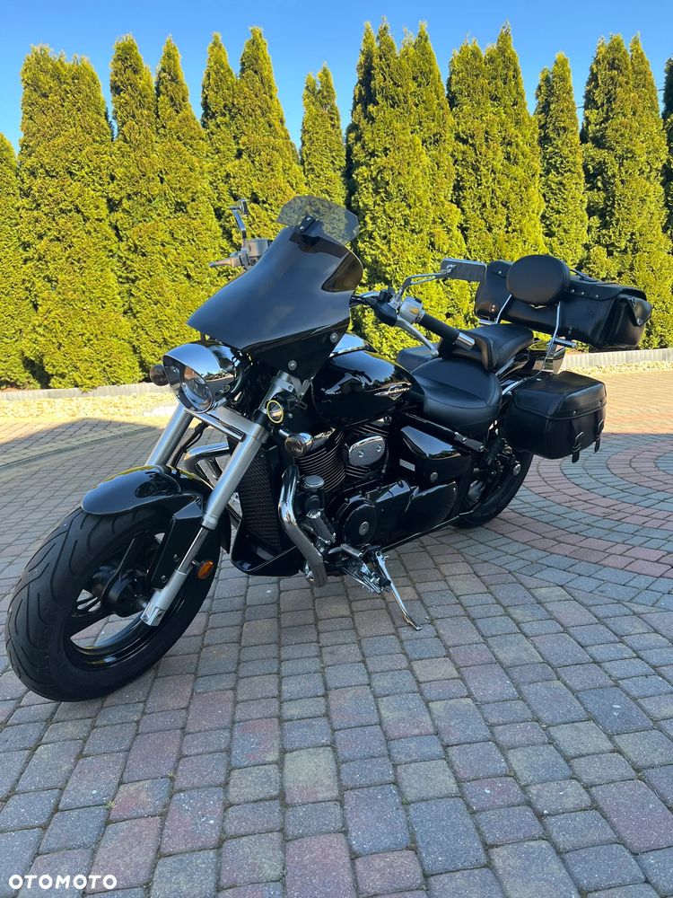 Suzuki Boulevard - 2
