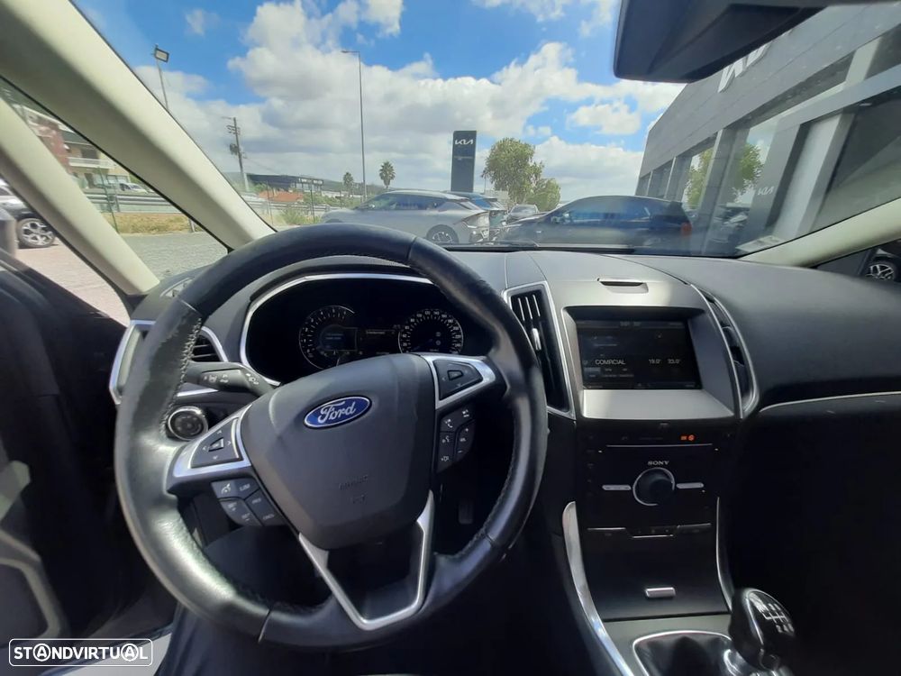 Ford S-Max 2.0 TDCi Titanium - 21