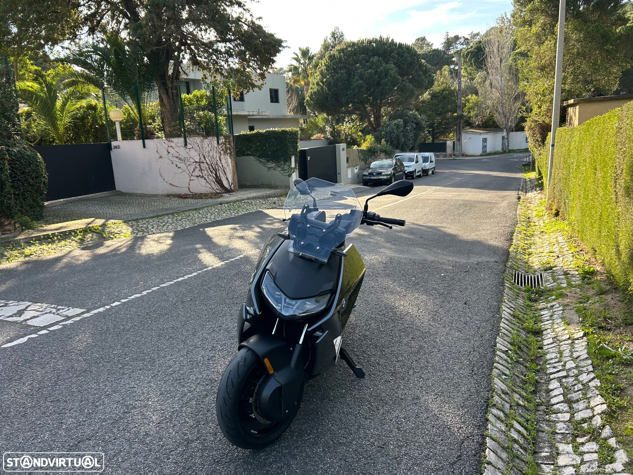 BMW CE 04 - 15