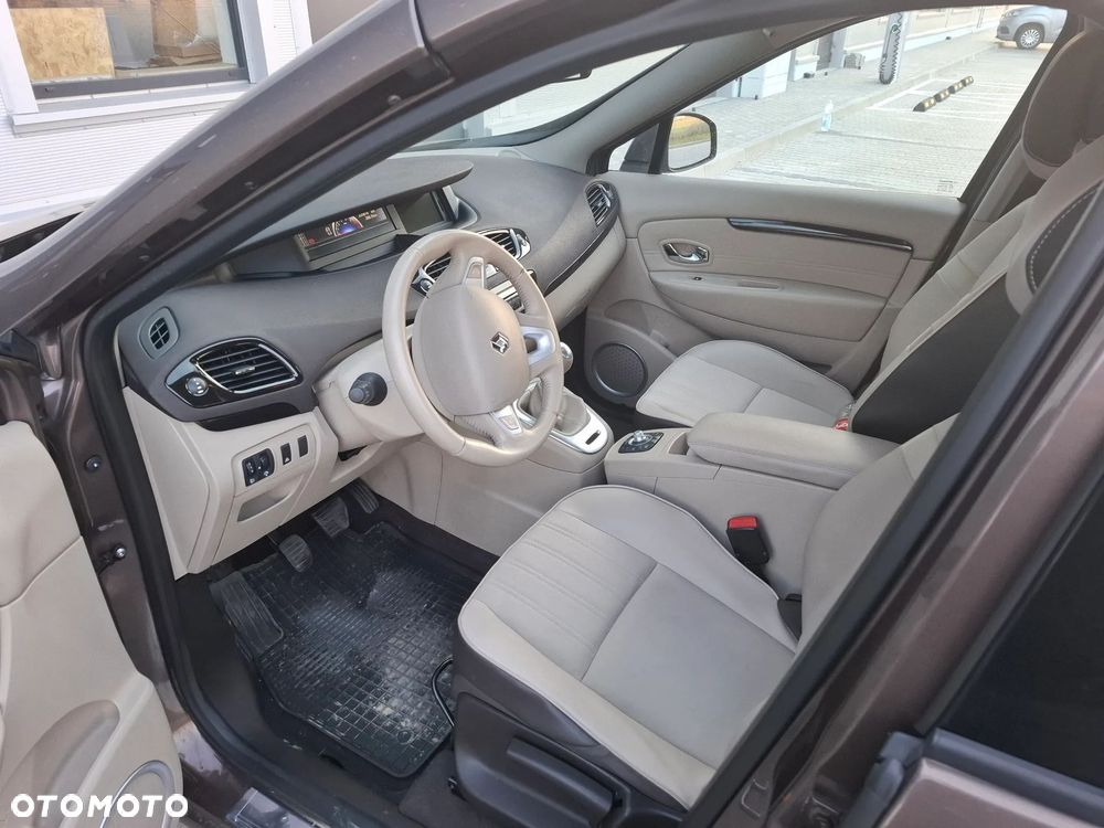 Renault Scenic 1.4 16V TCE TomTom Edition - 9