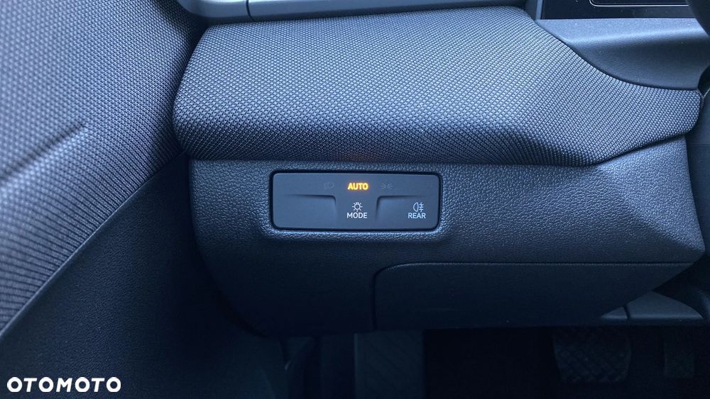 Volkswagen T-Roc 1.5 TSI Life DSG - 21