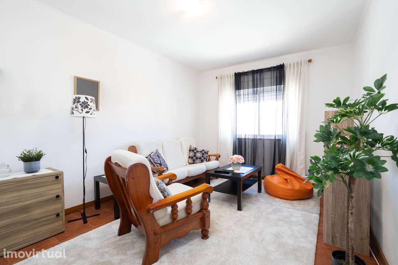 Apartamento T1 Luminoso e Moderno no Coração de Carnaxide - Conforto e - Grande imagem: 4/17