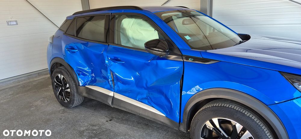 Peugeot 2008 - 9