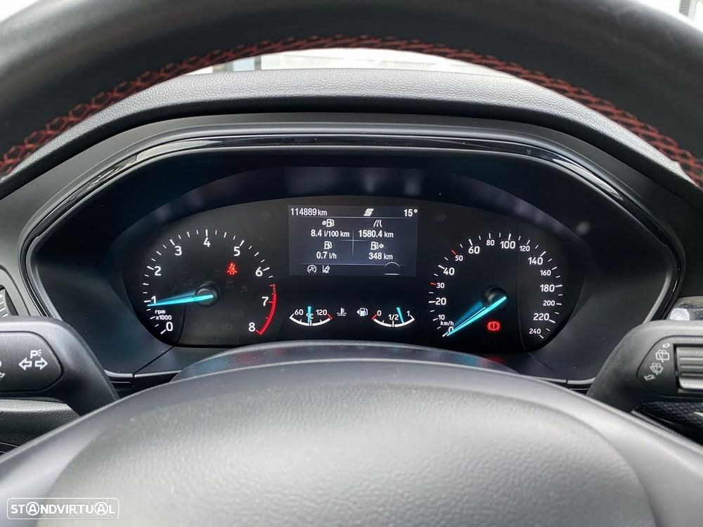 Ford Focus 1.0 EcoBoost MHEV ST-Line - 31