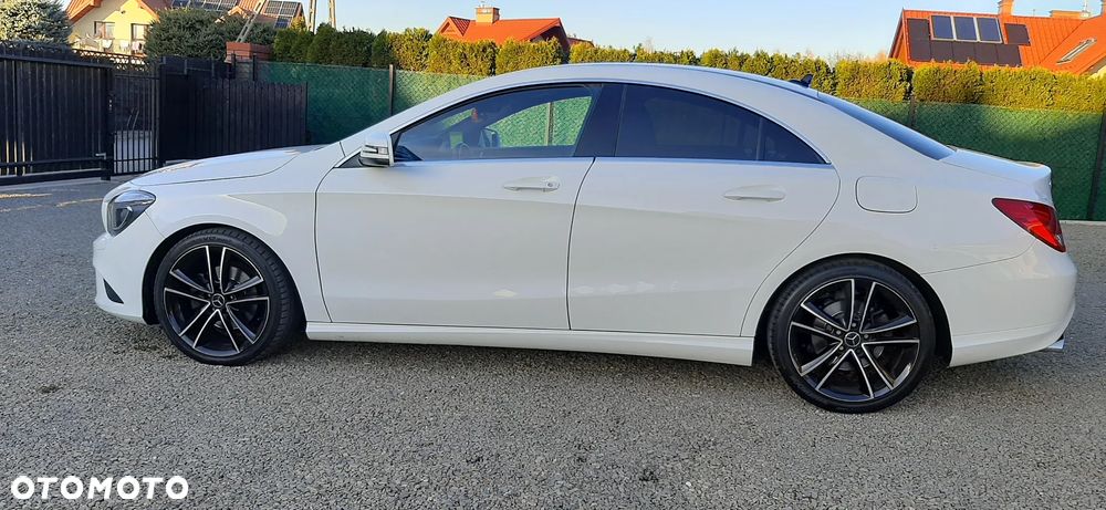 Mercedes-Benz CLA - 4